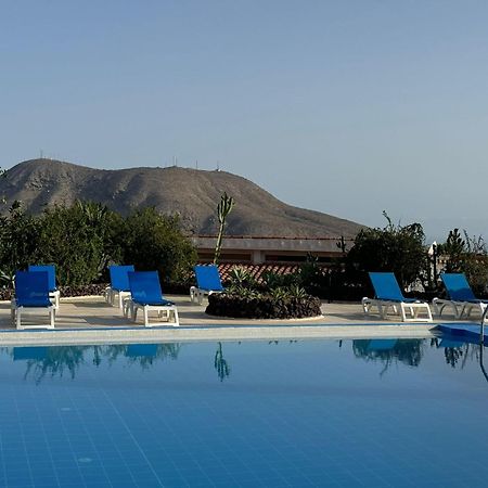 Villa Azure Horizon And Breeze - Panoramic Ocean View And Heated Pool Chayofa エクステリア 写真