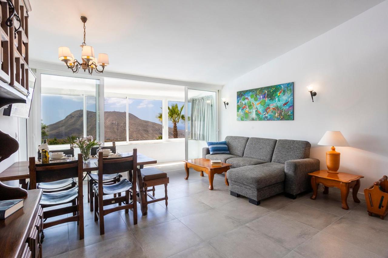 Villa Azure Horizon And Breeze - Panoramic Ocean View And Heated Pool Chayofa エクステリア 写真
