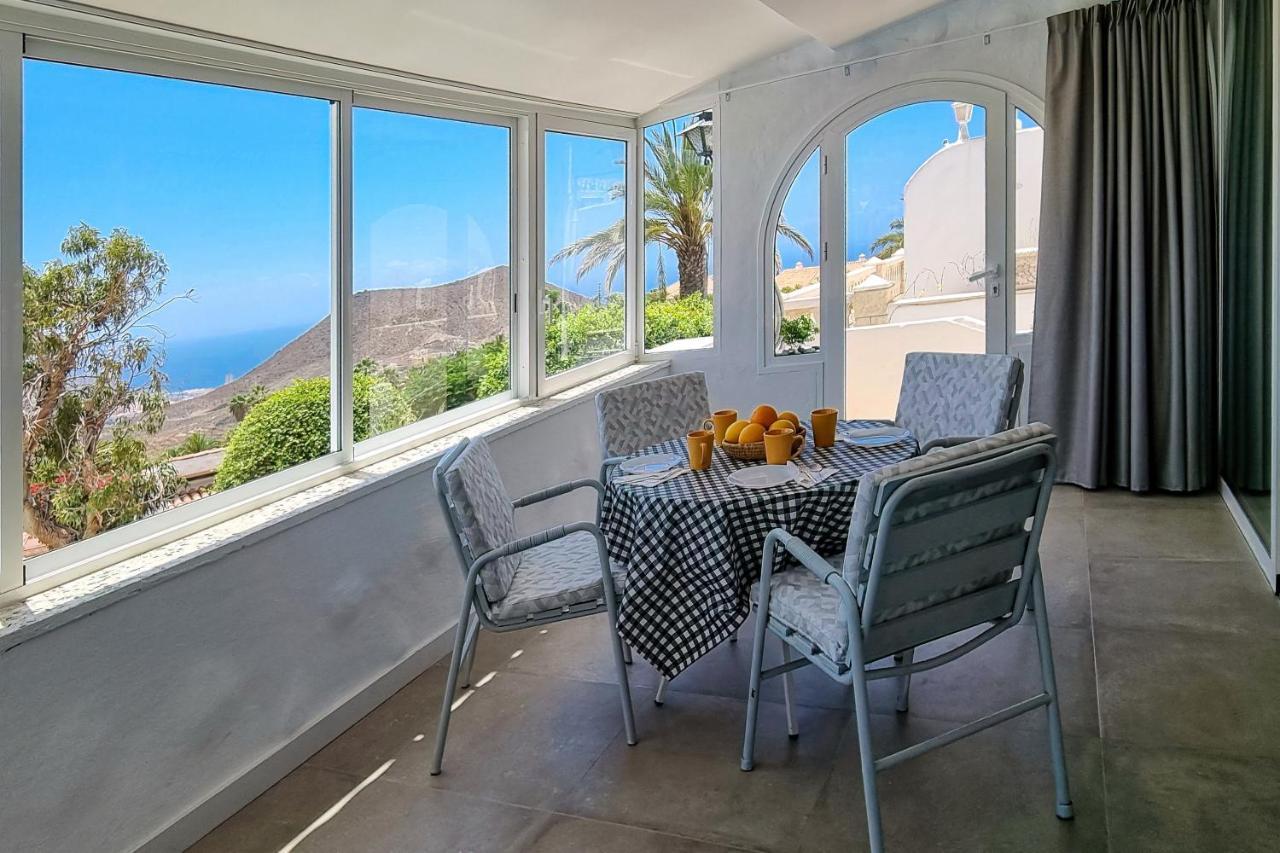 Villa Azure Horizon And Breeze - Panoramic Ocean View And Heated Pool Chayofa エクステリア 写真