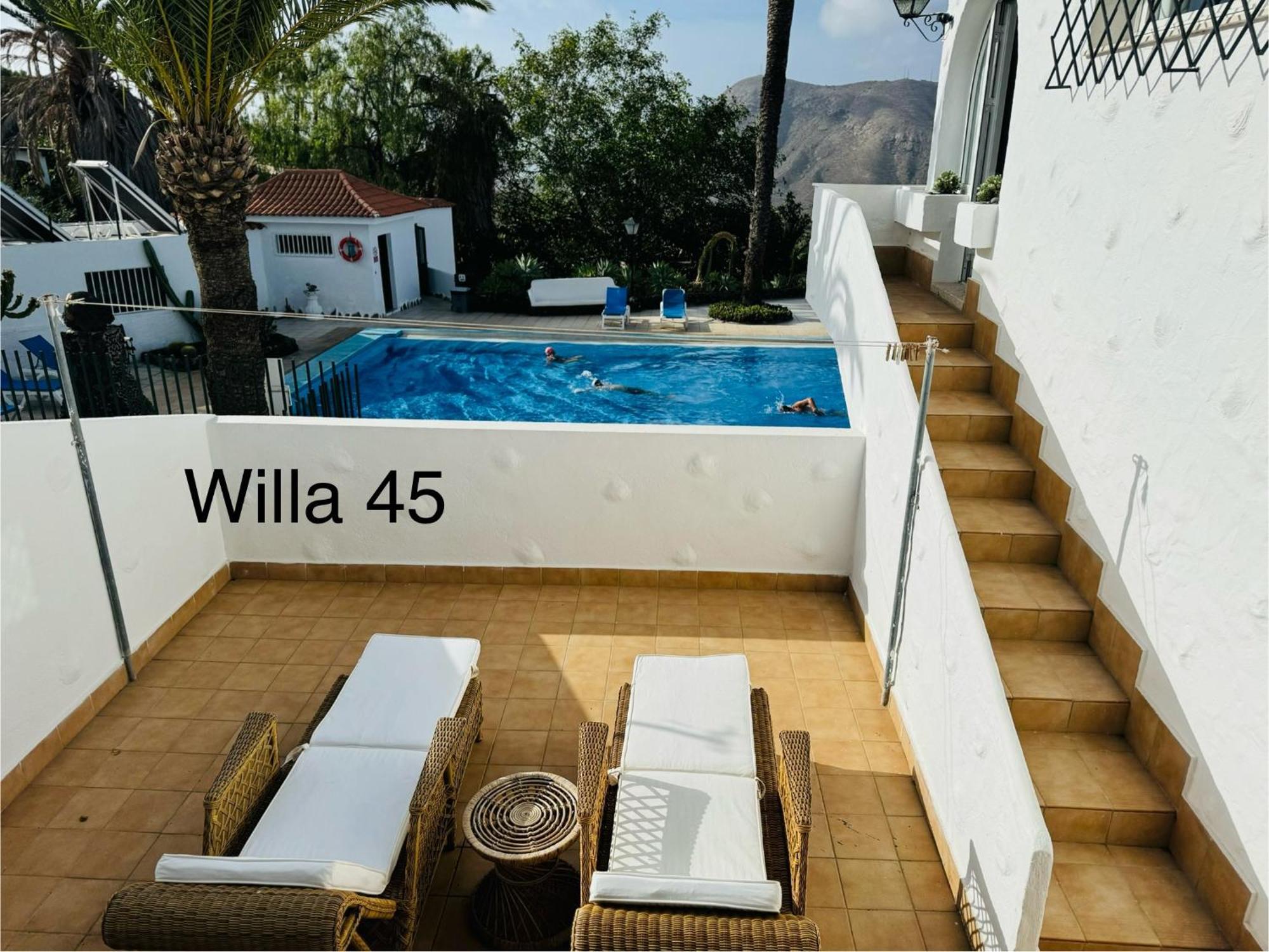 Villa Azure Horizon And Breeze - Panoramic Ocean View And Heated Pool Chayofa エクステリア 写真